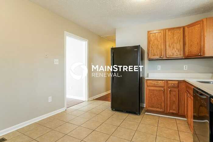 708 Cook Rd - Photo 5 of 16