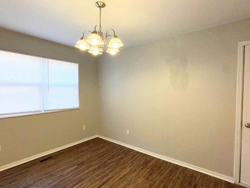 1500 Nw 89th St - Photo 5 of 15