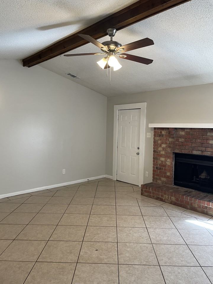7115 Mabelvale Cut Off - Photo 6 of 18