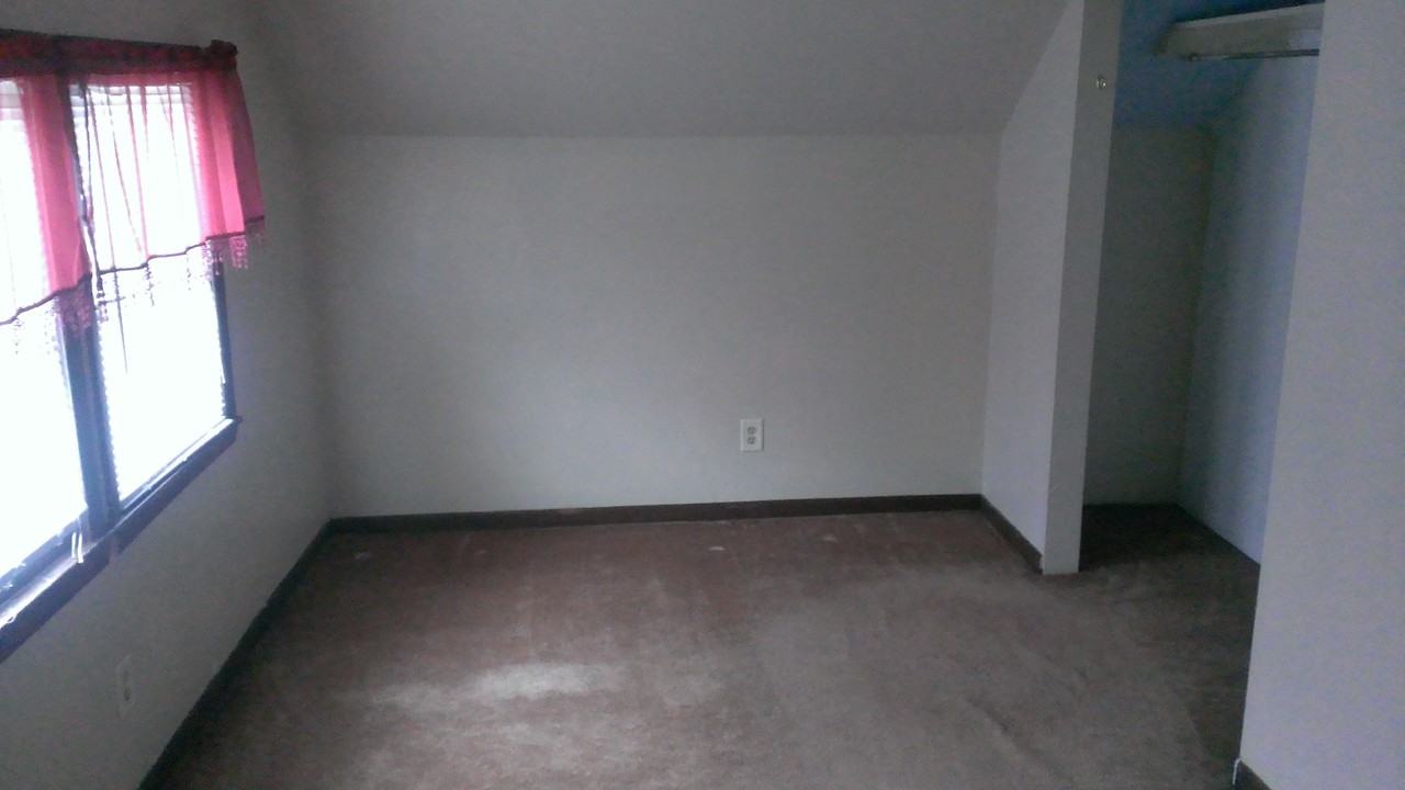 504 Starr Ave - Photo 7 of 13