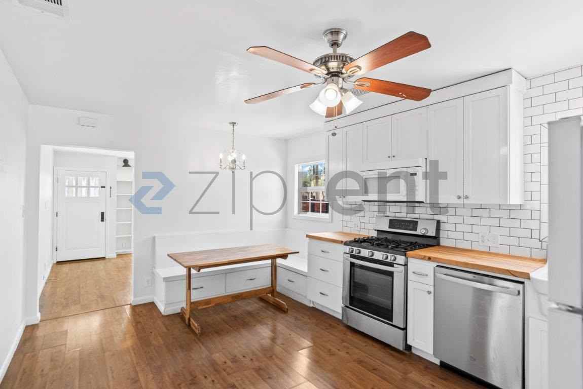1465 Jackson St - Photo 7 of 21