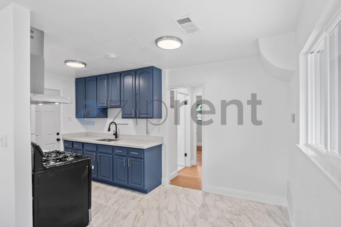 3578 Galindo St - Photo 4 of 13