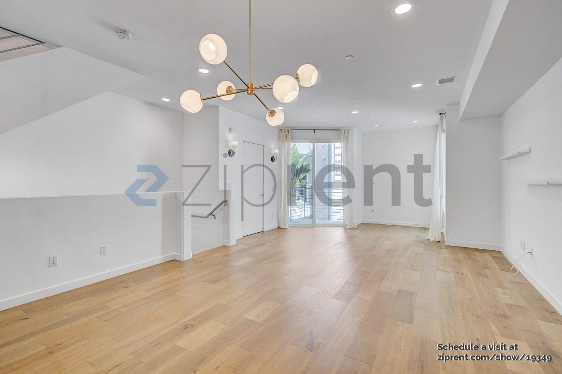 1240 1/2 Gordon St - Photo 2 of 20