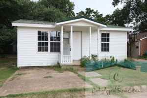featured image of 529 Ellis Ave