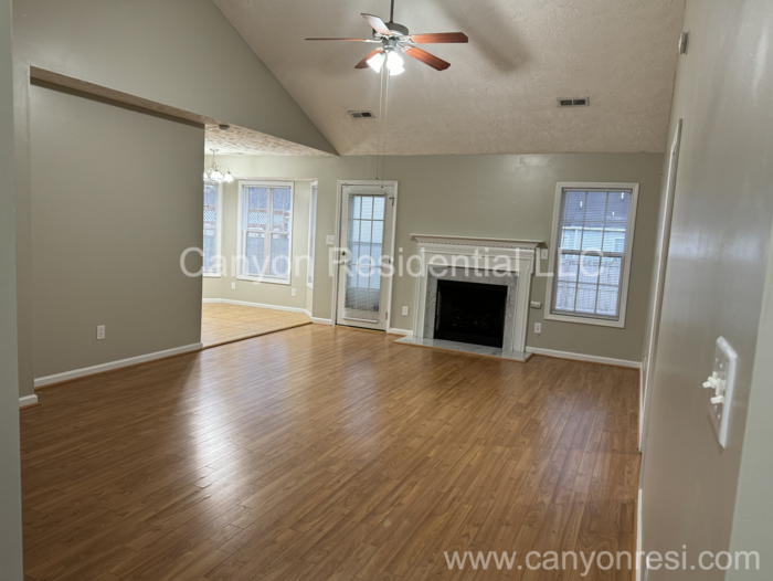 1481 Aultroy Dr - Photo 5 of 10
