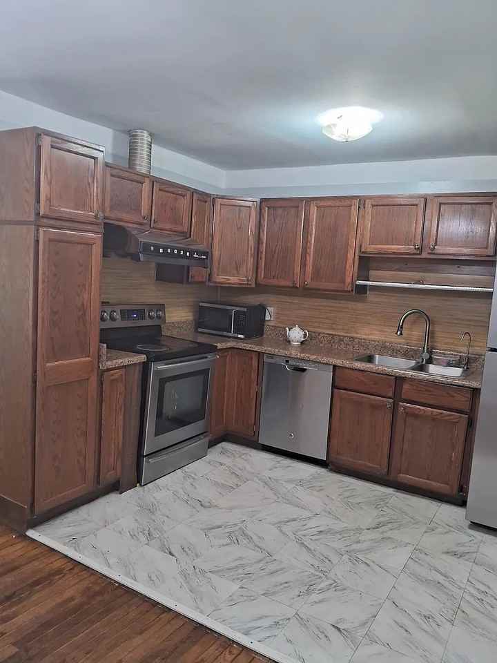 3292 Shady Oak Dr - Photo 7 of 50
