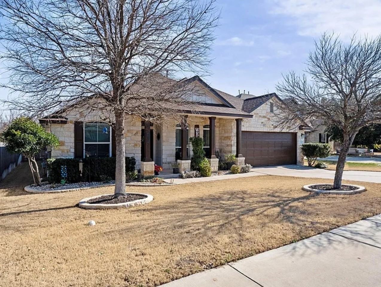 519 River Bluff Cir - Photo 2 of 45