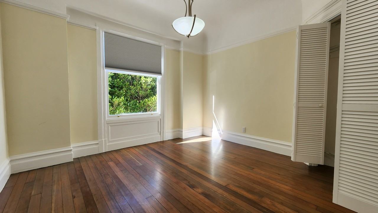 1480 Haight St #1 - Photo 5 of 20