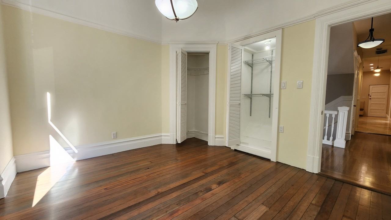 1480 Haight St #1 - Photo 6 of 20