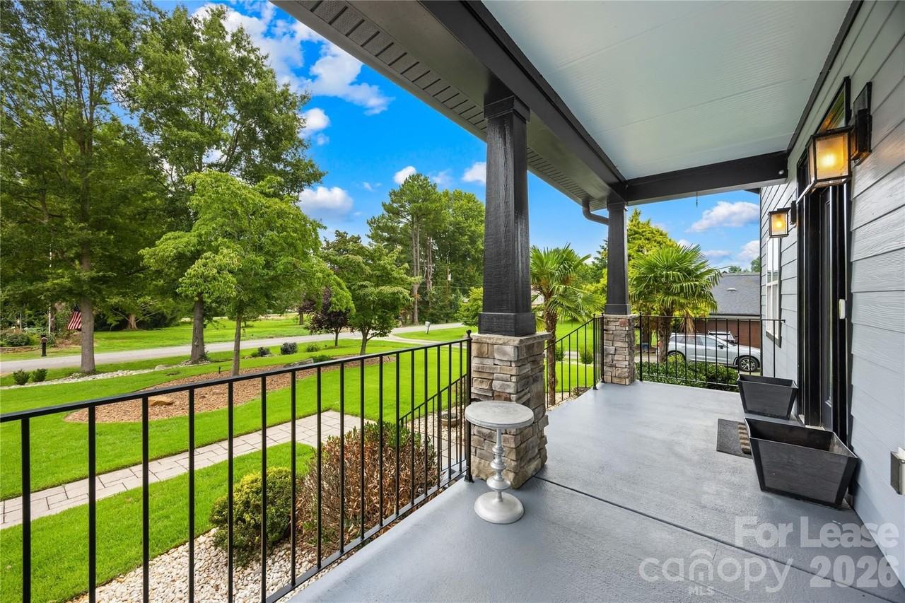 129 Aqua Dr - Photo 4 of 48