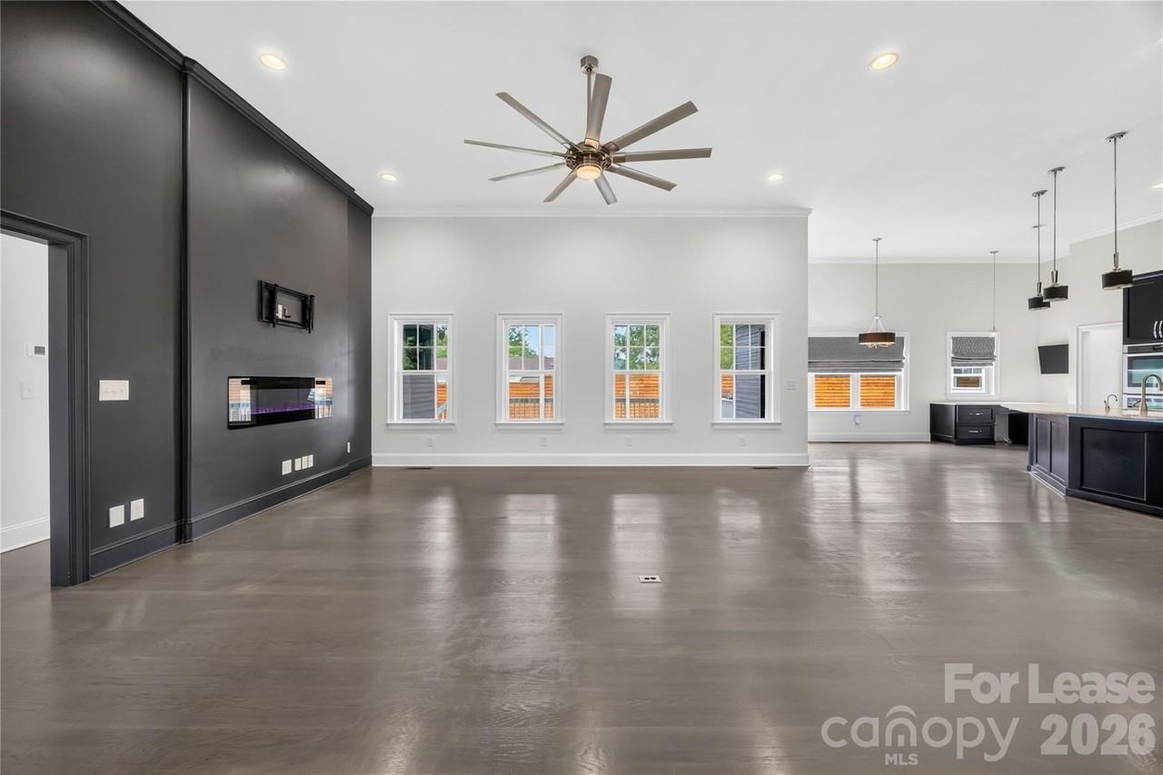 129 Aqua Dr - Photo 7 of 48