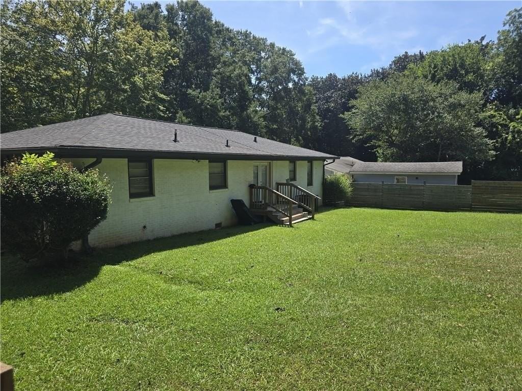 3305 Flowers Dr - Photo 4 of 39