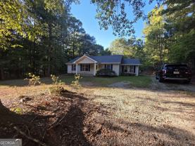 852 Hines Rd - Photo 1 of 1