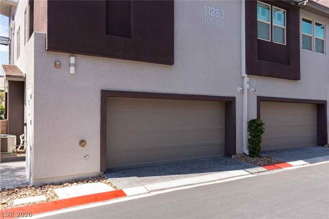 11283 Cactus Tower Ave #101 - Photo 4 of 50