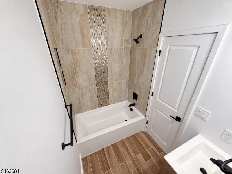 112 19th Ave - Photo 6 of 10