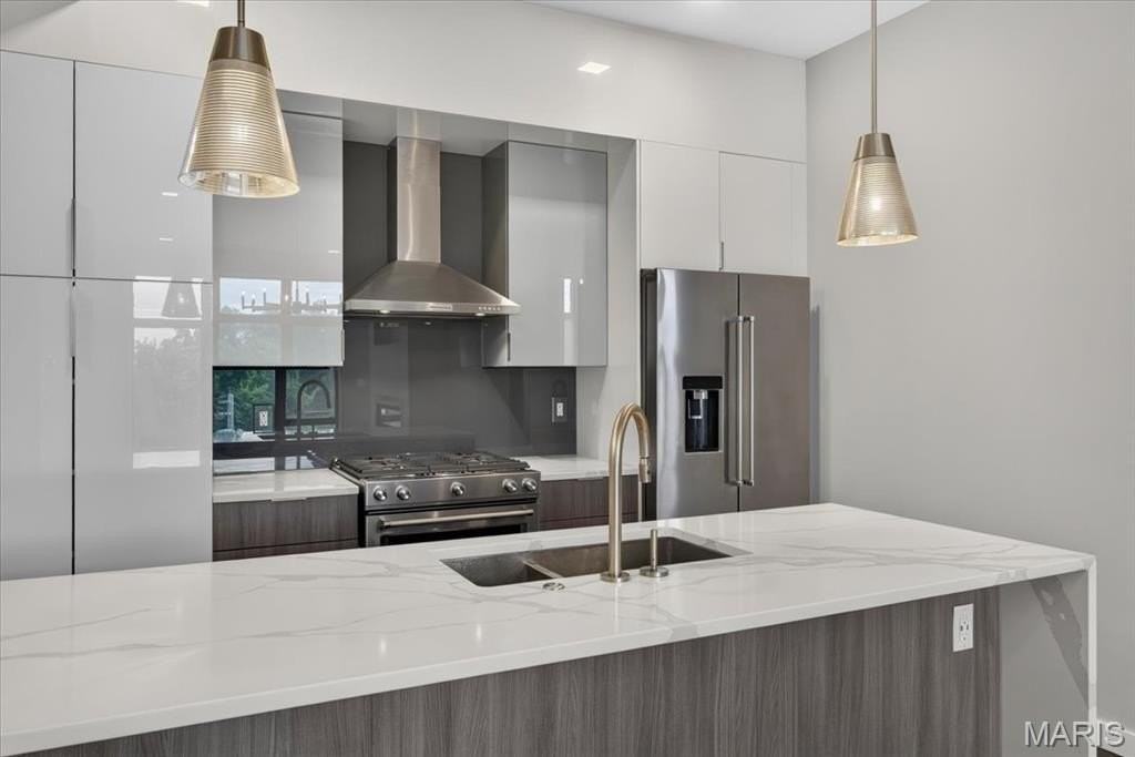 4101 Laclede Ave #407 - Photo 5 of 38