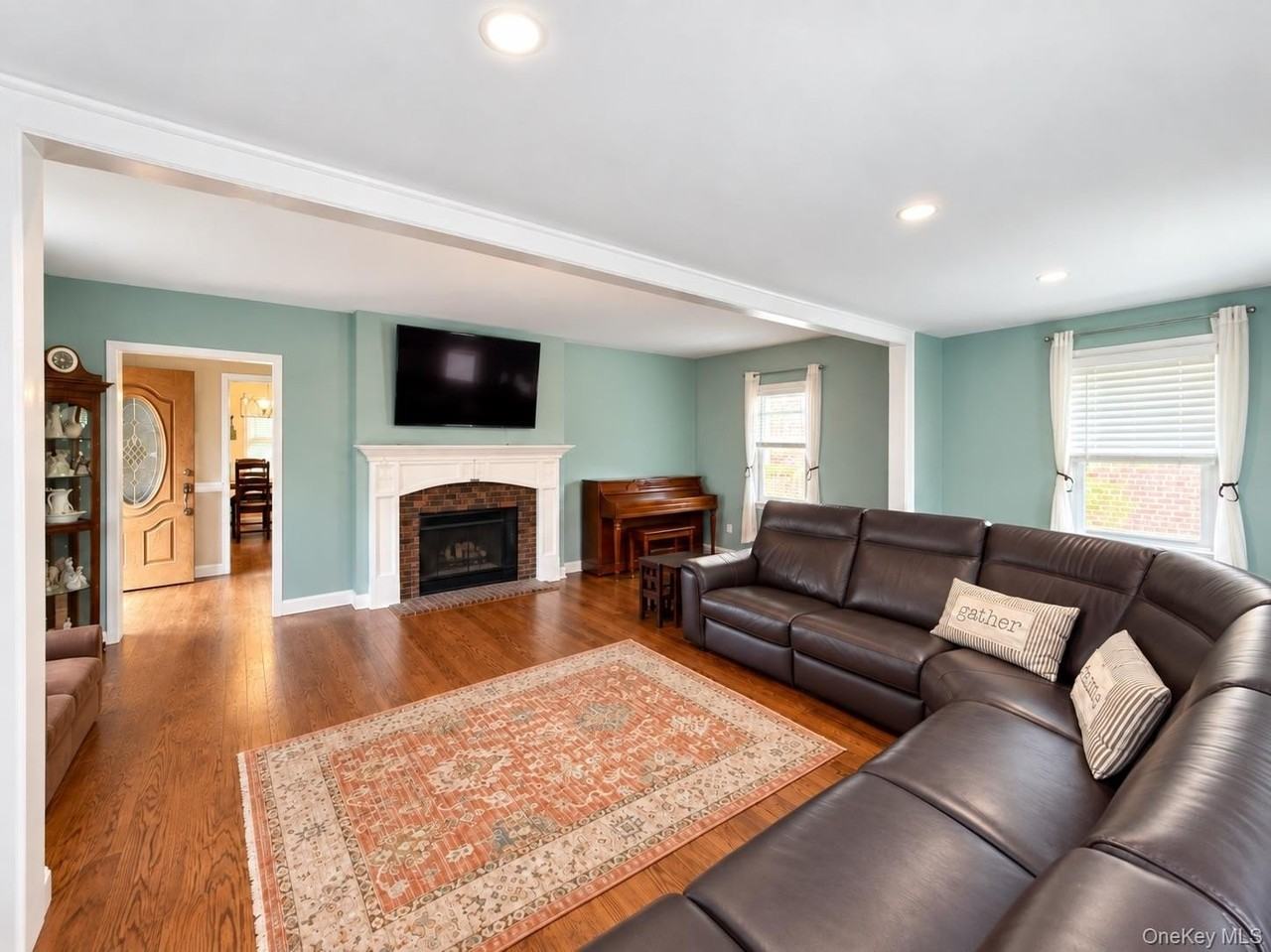 88 West Blvd - Photo 4 of 26