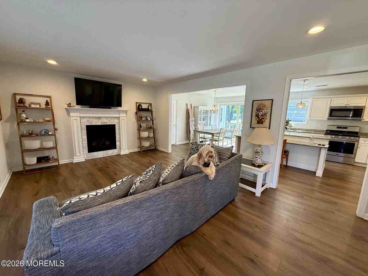 504 4th Ave - Photo 6 of 50