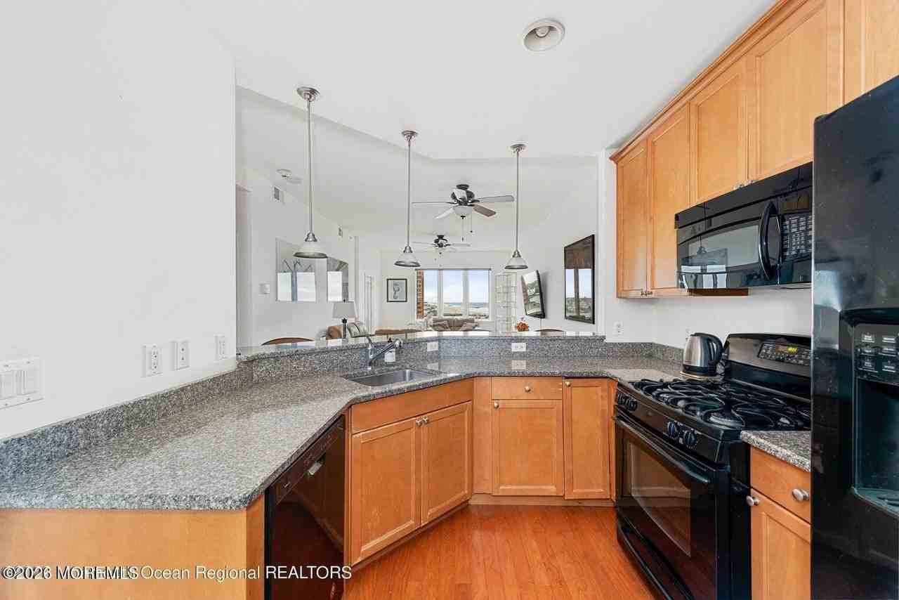 1501 Ocean Ave #2606 - Photo 7 of 35