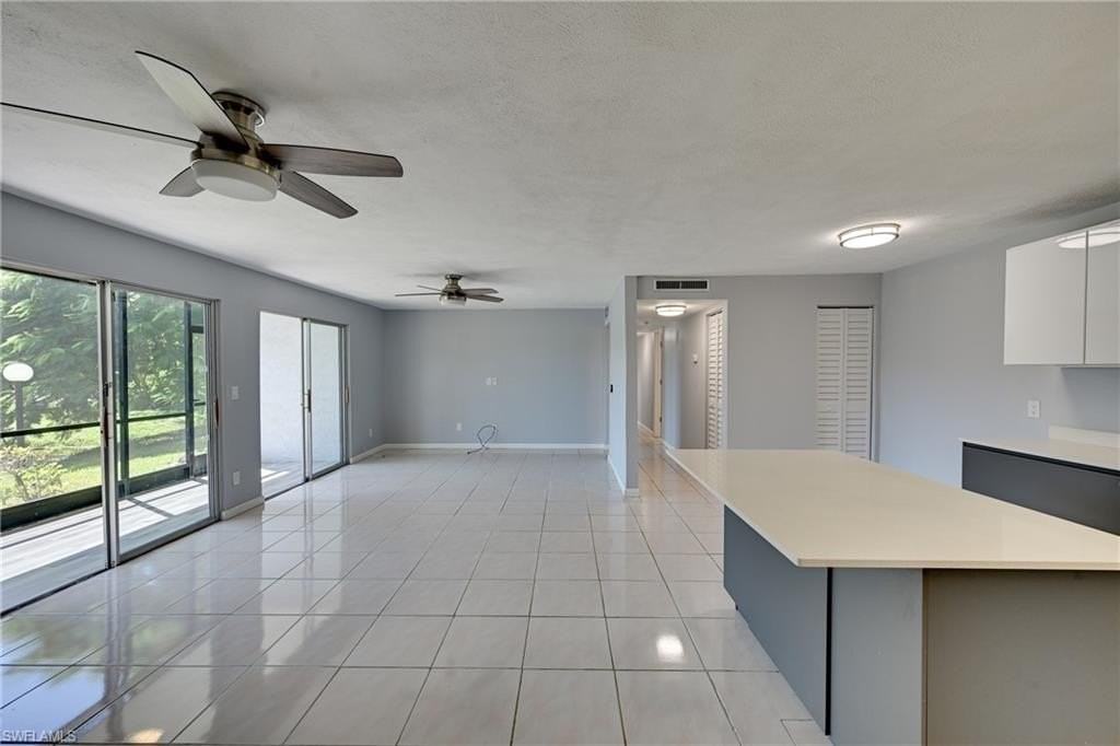 5712 Foxlake Dr #3 - Photo 5 of 43