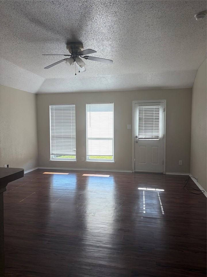 6506 Ashland Dr - Photo 5 of 8