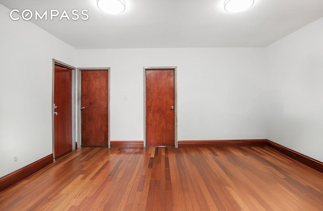 1392 Madison Ave #8 - Photo 7 of 11