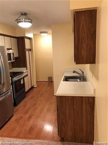 43449 W Arbor Way Dr Apt 204 - Photo 4 of 19