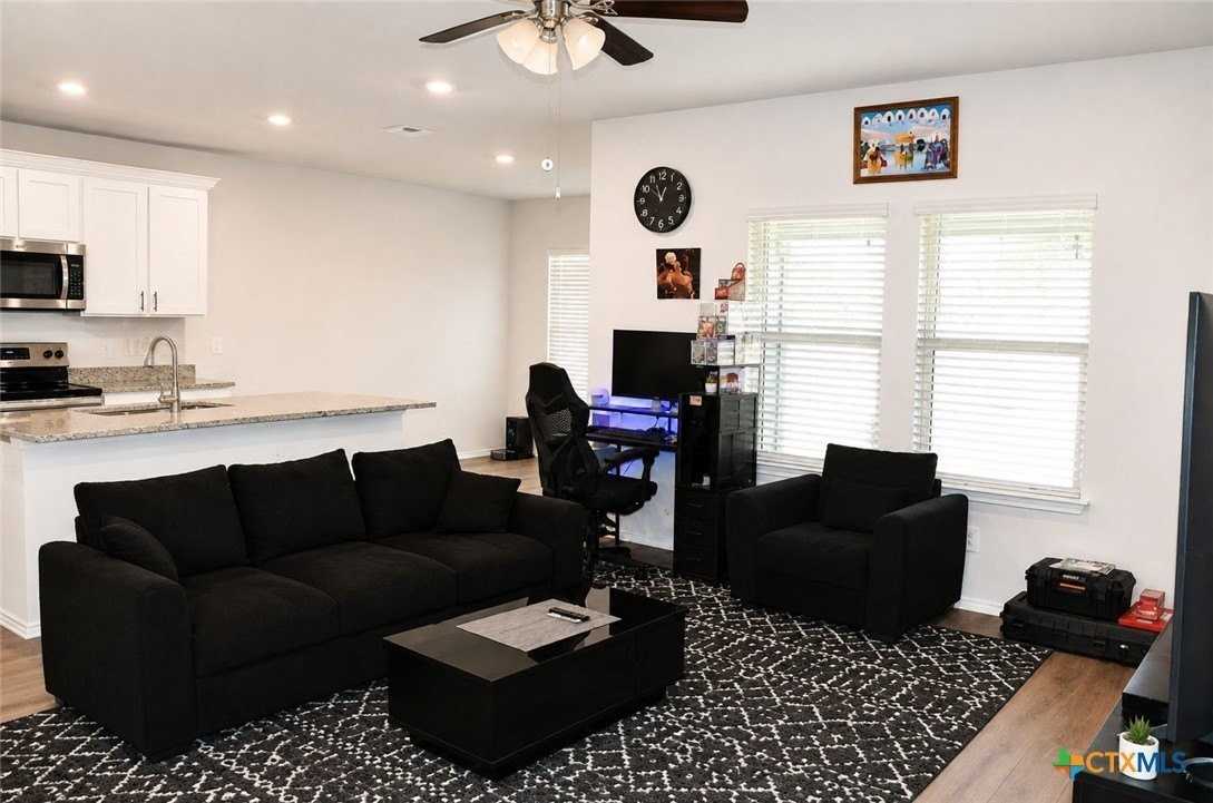 2313 Goldeneye Ct - Photo 6 of 36