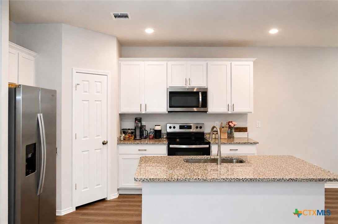 2313 Goldeneye Ct - Photo 7 of 36