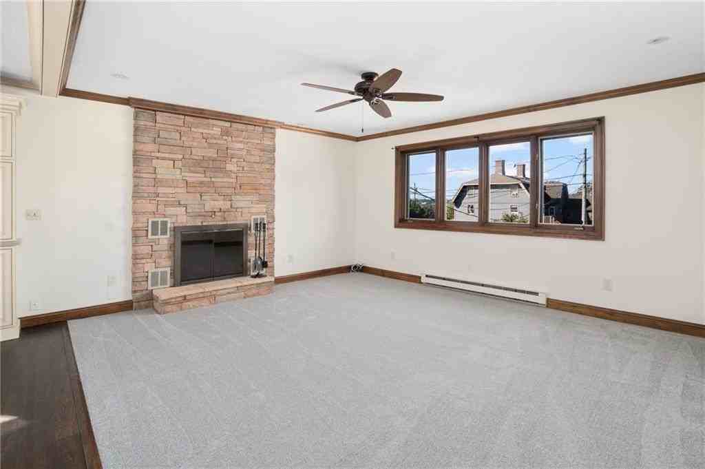 11 Renfrew Ave - Photo 6 of 36