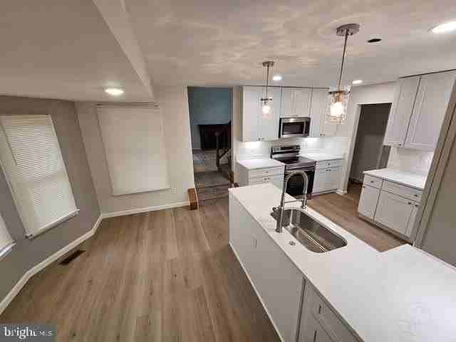 9294 Mainsail Dr - Photo 4 of 26