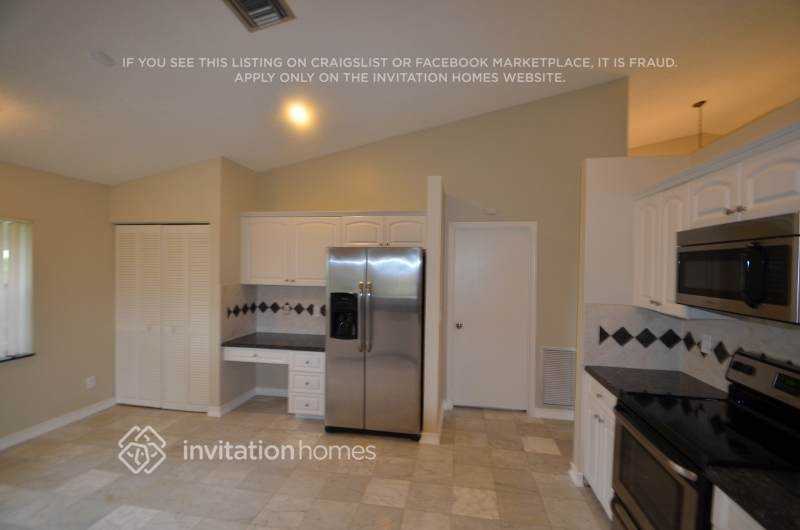 5021 Nw 64th Dr - Photo 7 of 12