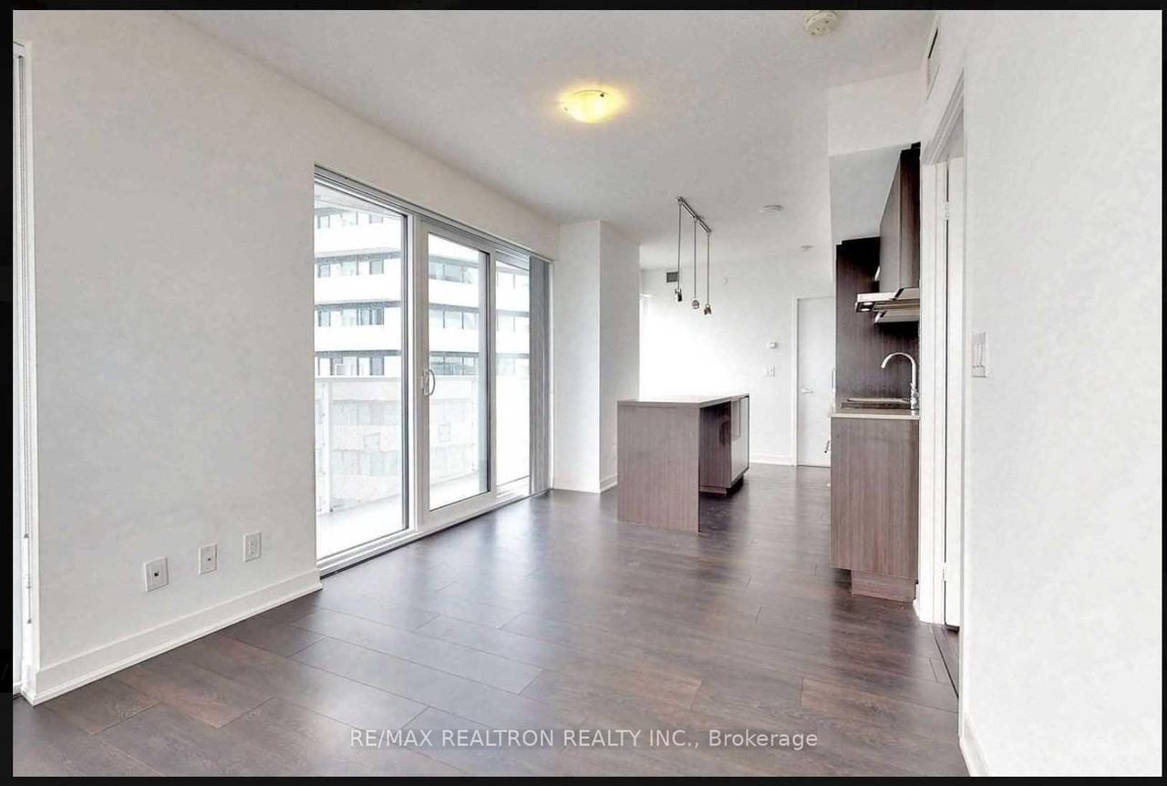 88 Harbour Street #3510 - Photo 6 of 11