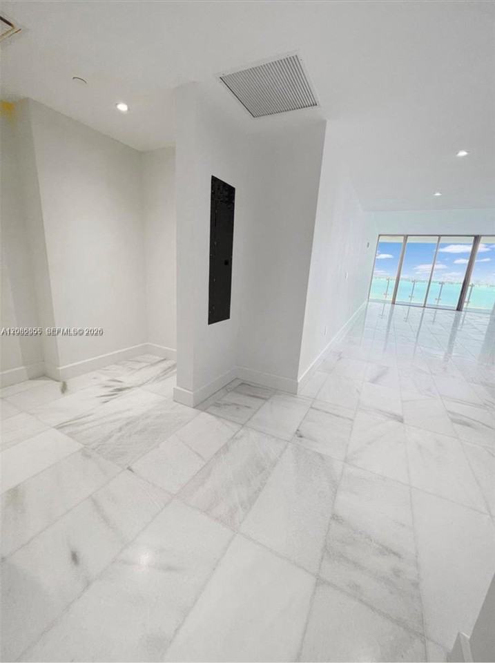 NE 25th St & Biscayne Blvd - Photo 2 of 9