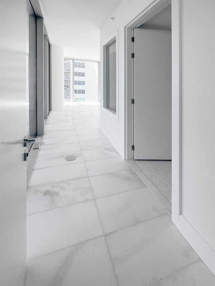 NE 25th St & Biscayne Blvd - Photo 5 of 9