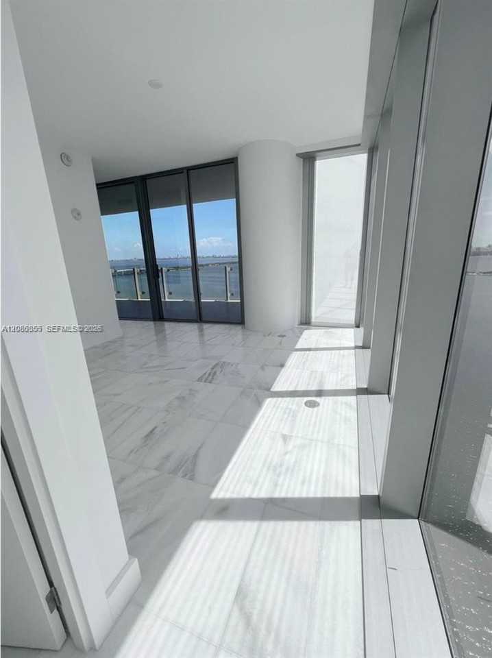 NE 25th St & Biscayne Blvd - Photo 6 of 9