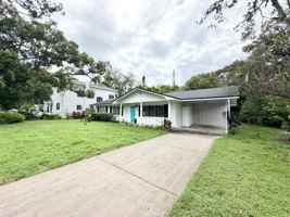 featured image of 1810 S Locust Ave