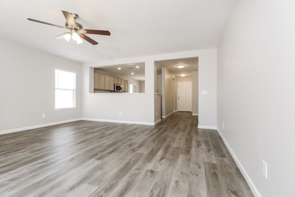 22582 W Yavapai St - Photo 5 of 16