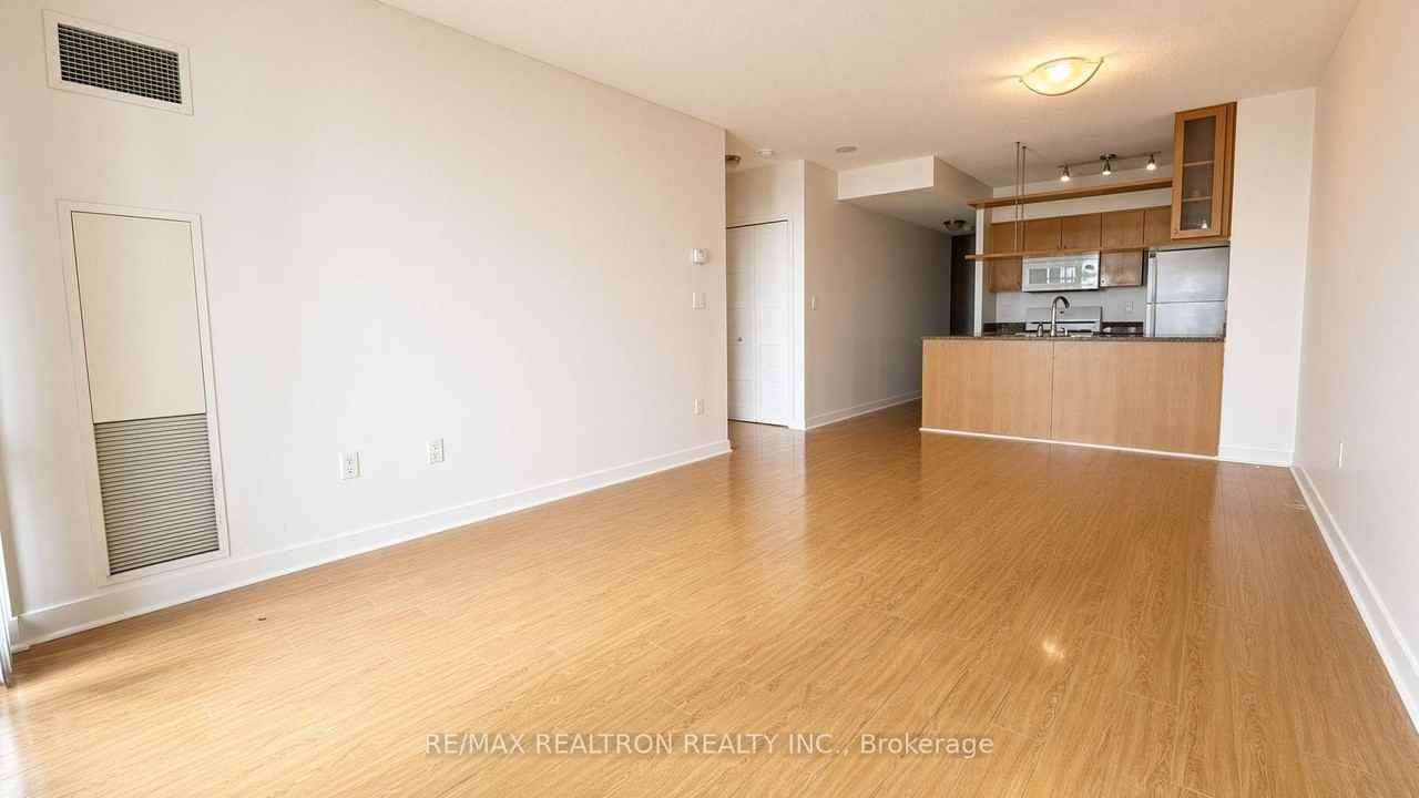 10 Navy Wharf Court #3111 - Photo 3 of 12
