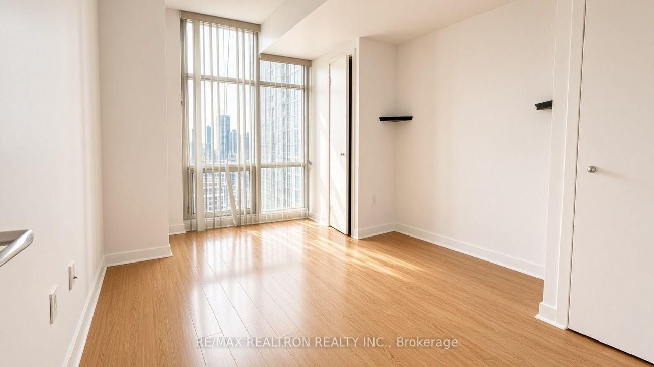 10 Navy Wharf Court #3111 - Photo 6 of 12