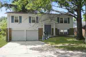 featured image of 2352 Kingsford Dr