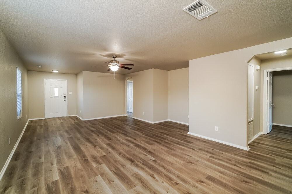 308 Brook Way - Photo 5 of 16