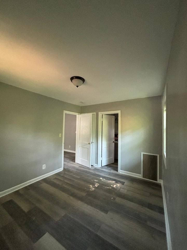 8306 Roanoke Ave #6 - Photo 2 of 11