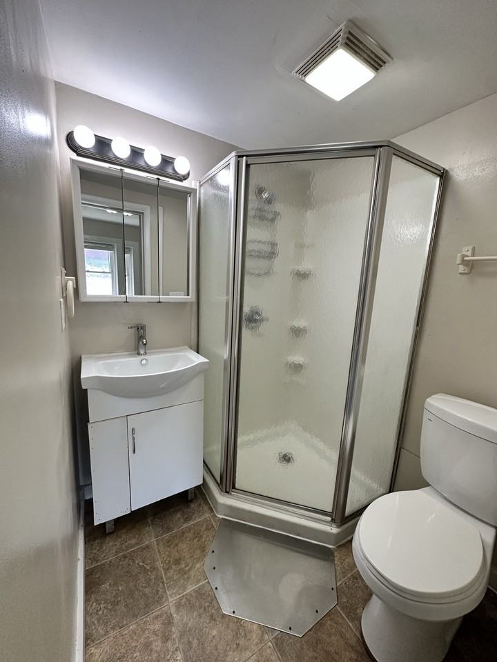 572 W 5th St #580-1-5-2 - Photo 3 of 6