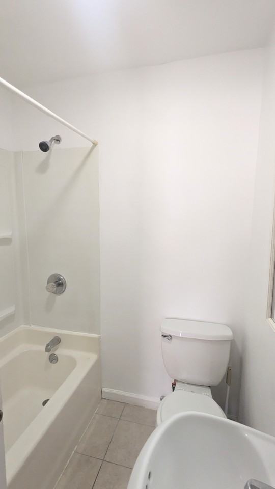 395 Livingston Ave #1 - Photo 5 of 7