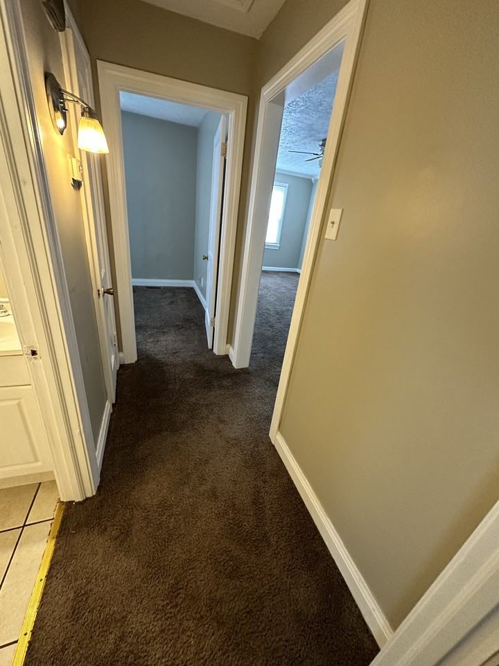2421 Mercer Ave - Photo 5 of 12