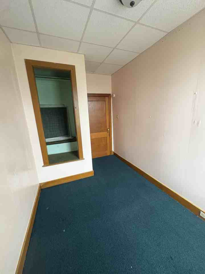 211 S Main St #2 - Photo 5 of 5