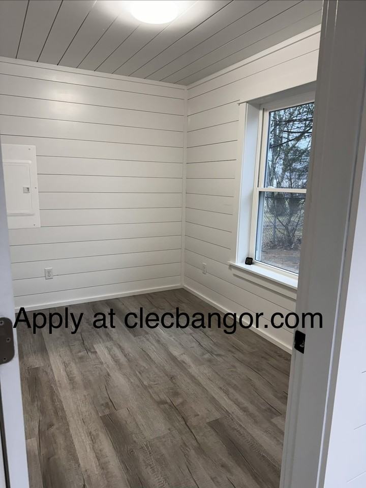 1337 Hammond St #16 - Photo 5 of 11
