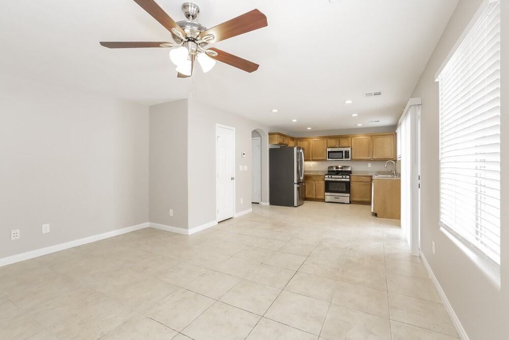 5909 Alington Bend Dr - Photo 5 of 17
