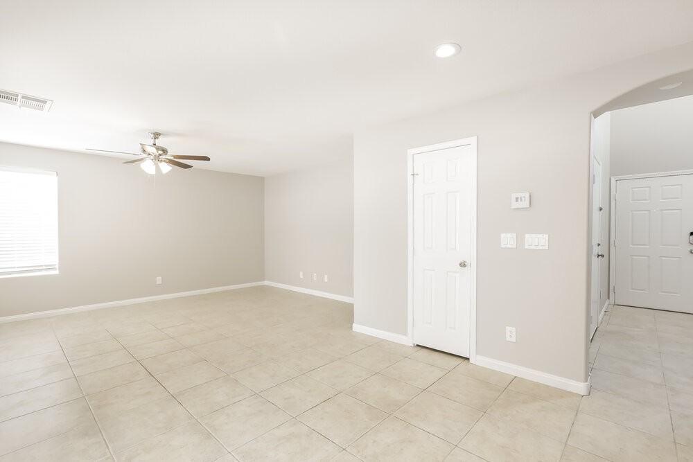 5909 Alington Bend Dr - Photo 6 of 17